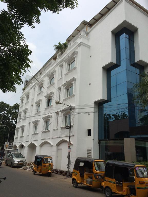 Brownstar Boutique Hotel เชนไน ภายนอก รูปภาพ