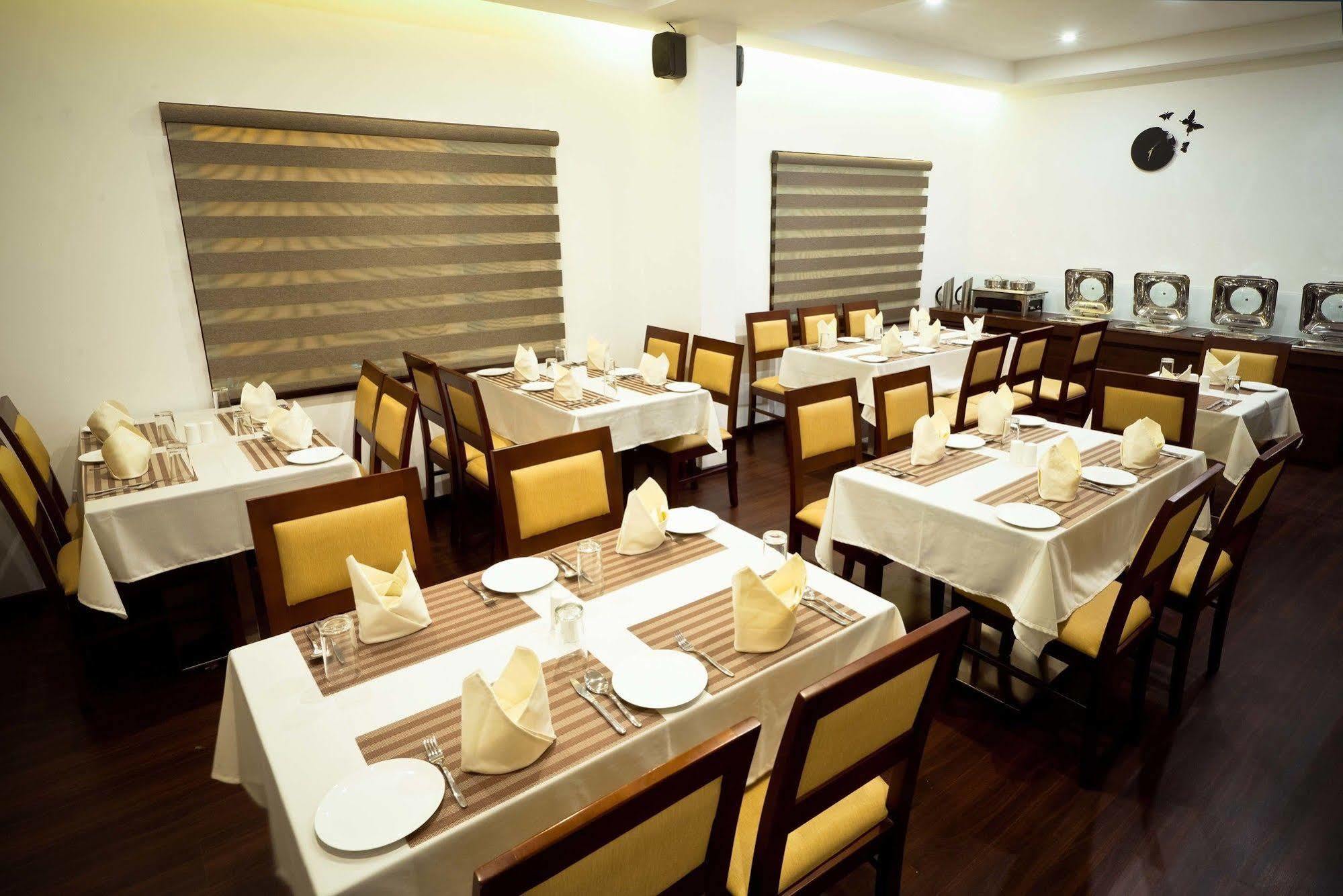 Brownstar Boutique Hotel เชนไน ภายนอก รูปภาพ